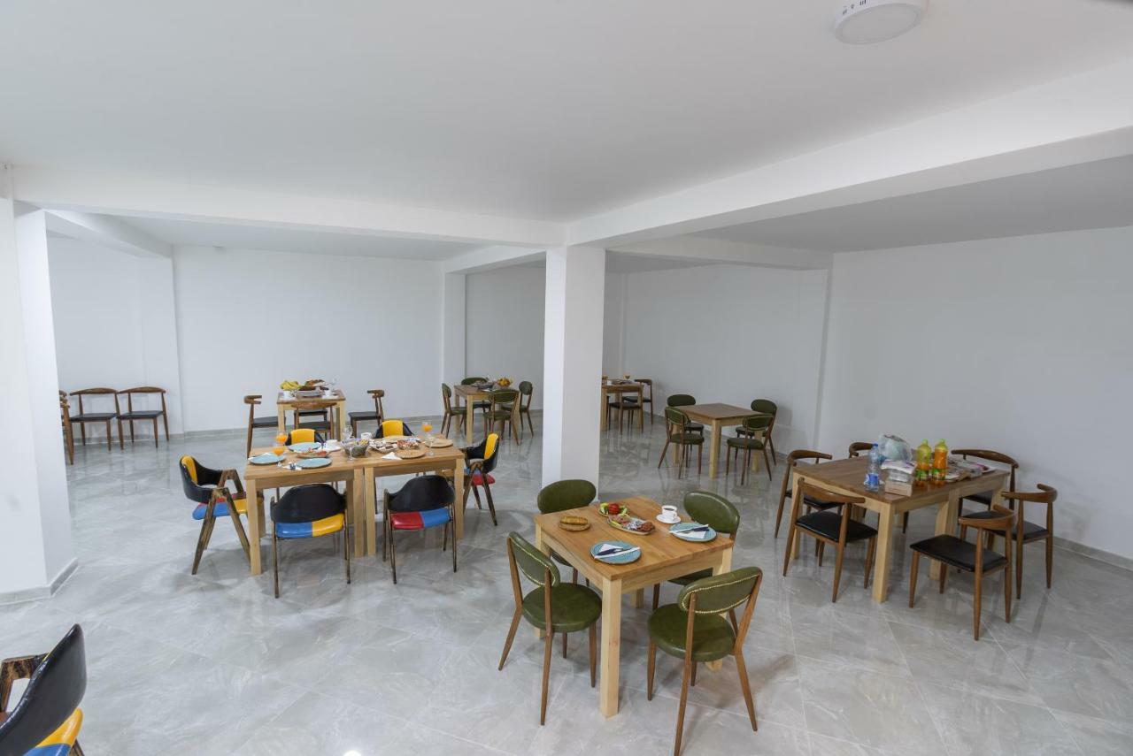 Premium Inn Gewgelija Zewnętrze zdjęcie